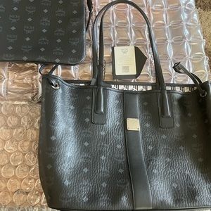 Reversible Liz shopper in Visetos